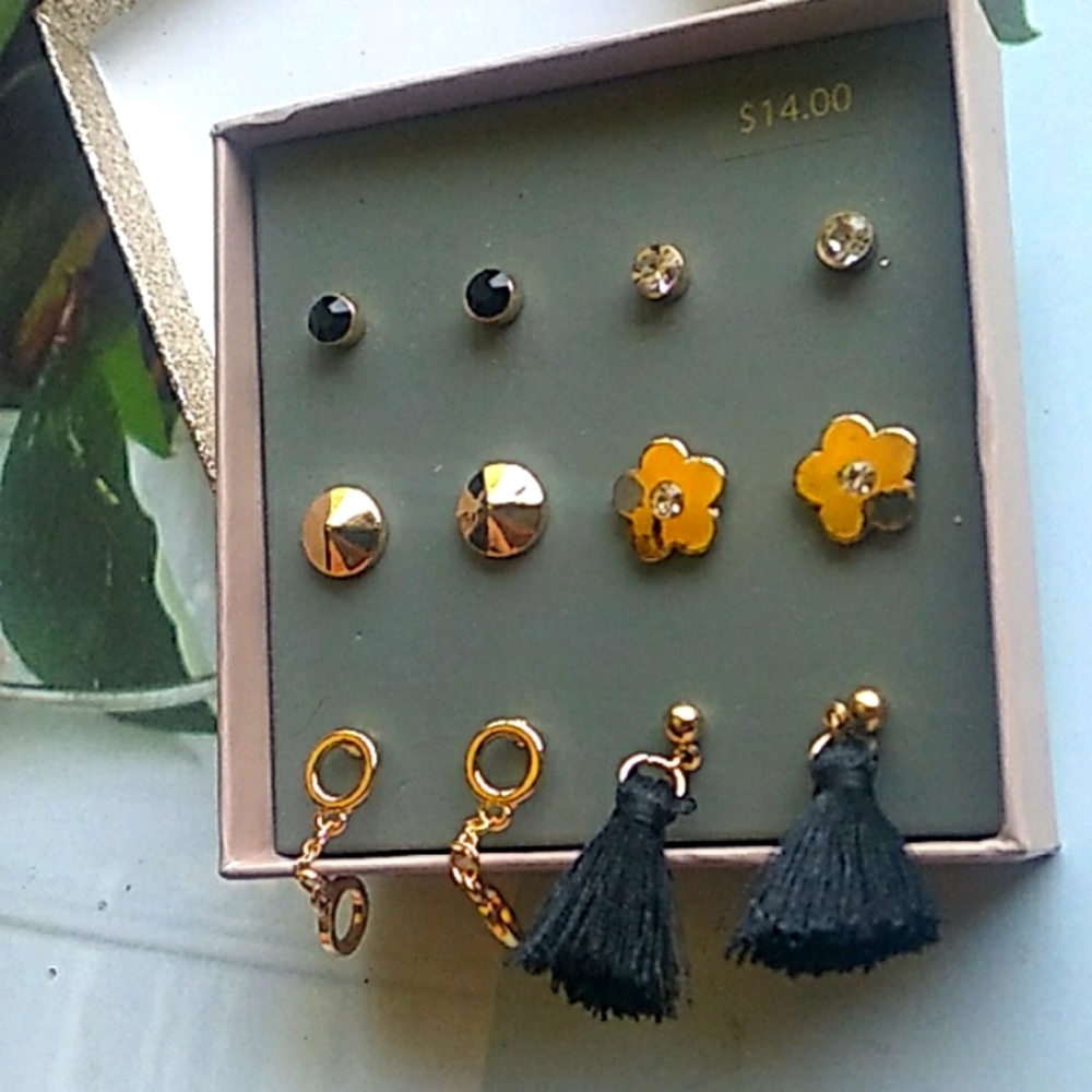 Gold Flower Daisy Earrings Set Luxury Dangle Six Piece Set